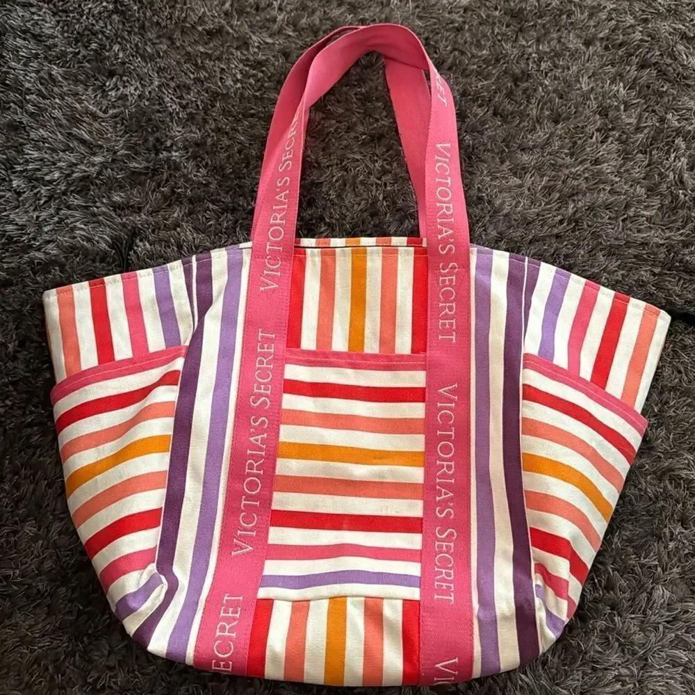 oversized, Victoria's Secret Beach bag with zipper closure Never used